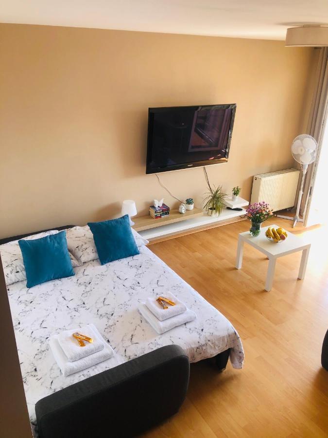 Apartament Czerwone Maki *